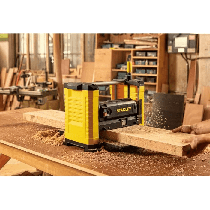 Stanley STP18 Thickness Planer / Bench Planer 13 Stanley STP18 Thickness Planer / Bench Planer 13